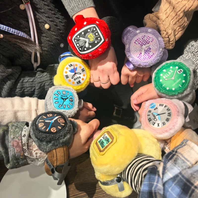 【В наличии】Оригинальные плюшев – обзор и цена Luxury Watch Organizer