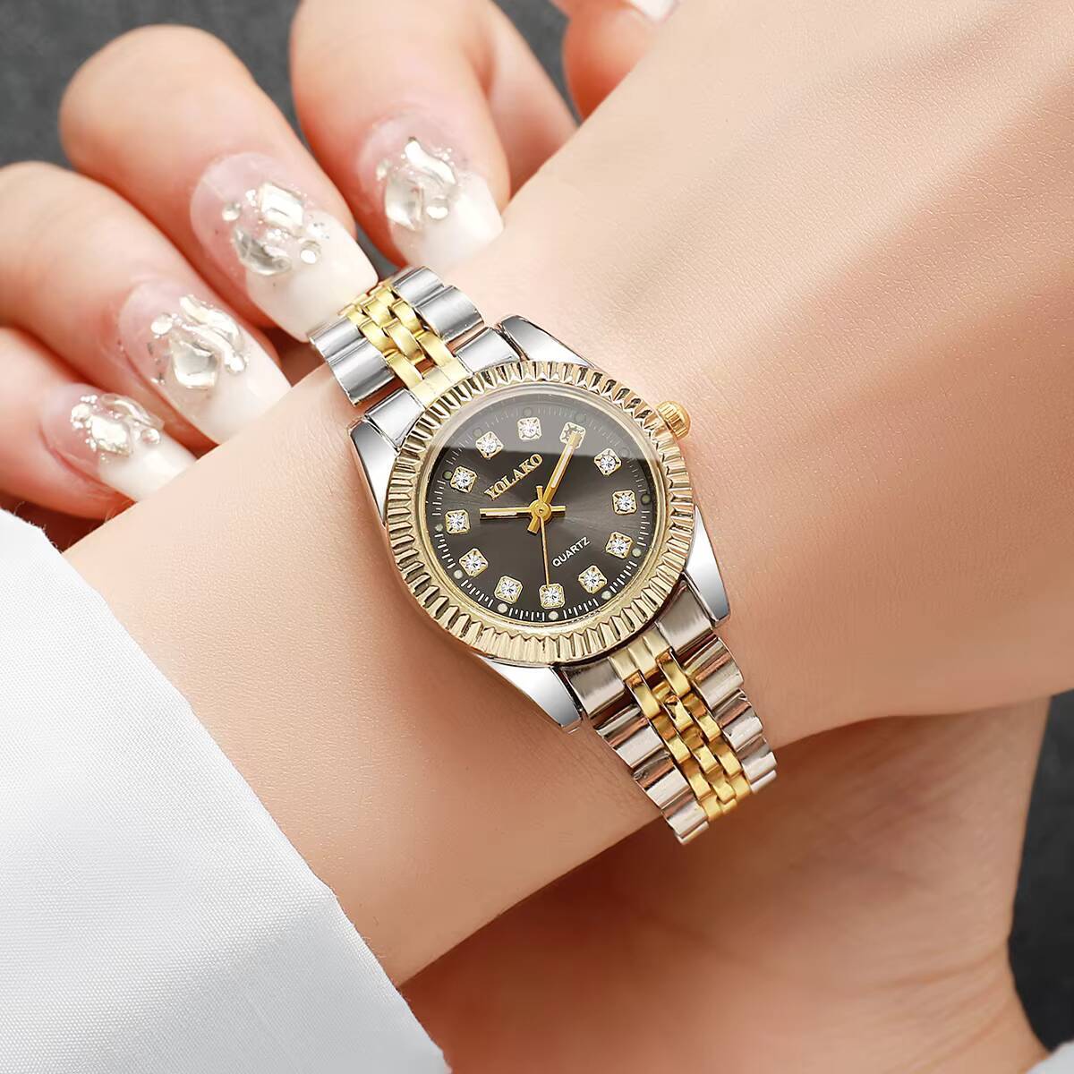 Модные женские кварцевые часы  – обзор и цена Luxury Watch Organizer